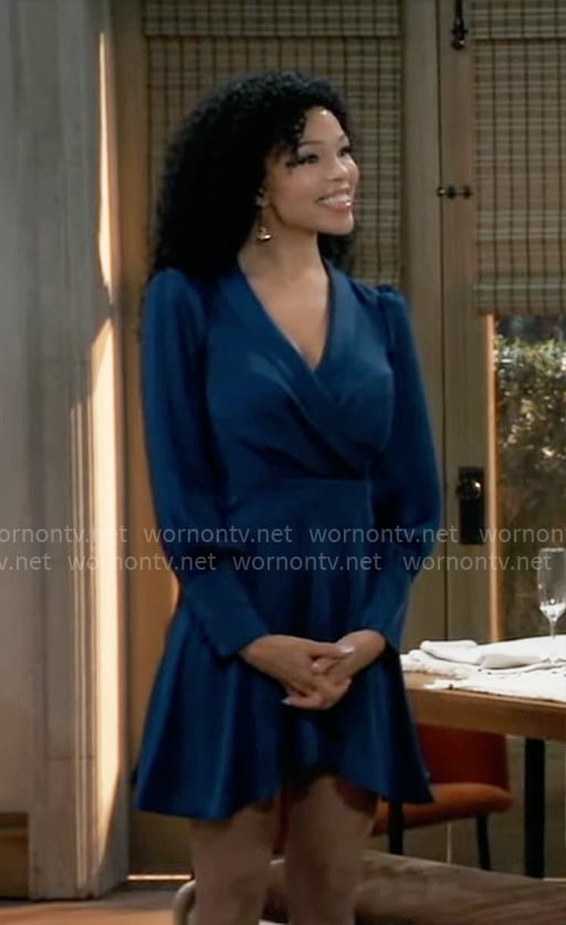 Portia’s blue long sleeved dress on General Hospital