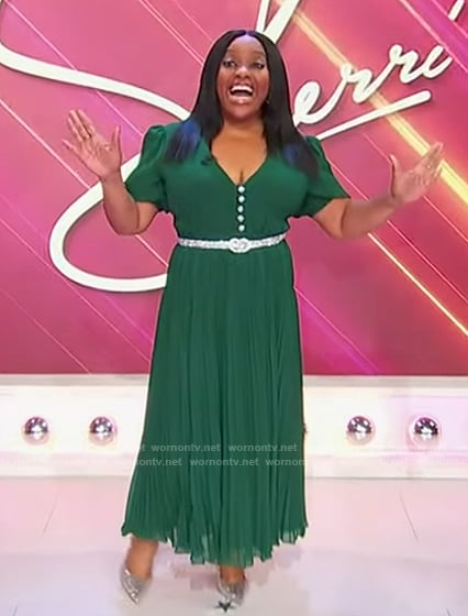 Sherri’s green v-neck midi dress on Sherri