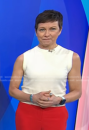 Stephanie’s white sleeveless knit top on Today