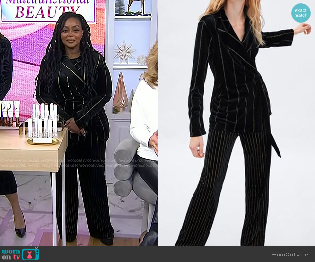 Zara Metallic Stripe Wide Leg Pants worn by Ashunta Sheriff on Today