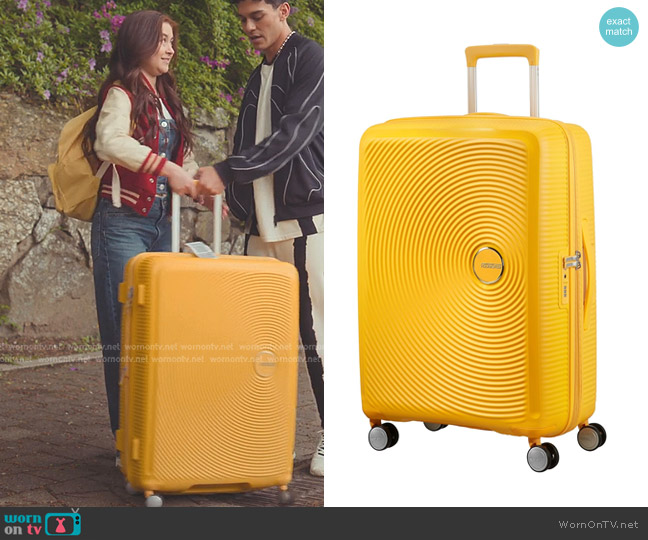American Tourister SoundBox Cabin Luggage worn by Katherine Song-Covey (Anna Cathcart) on XO Kitty