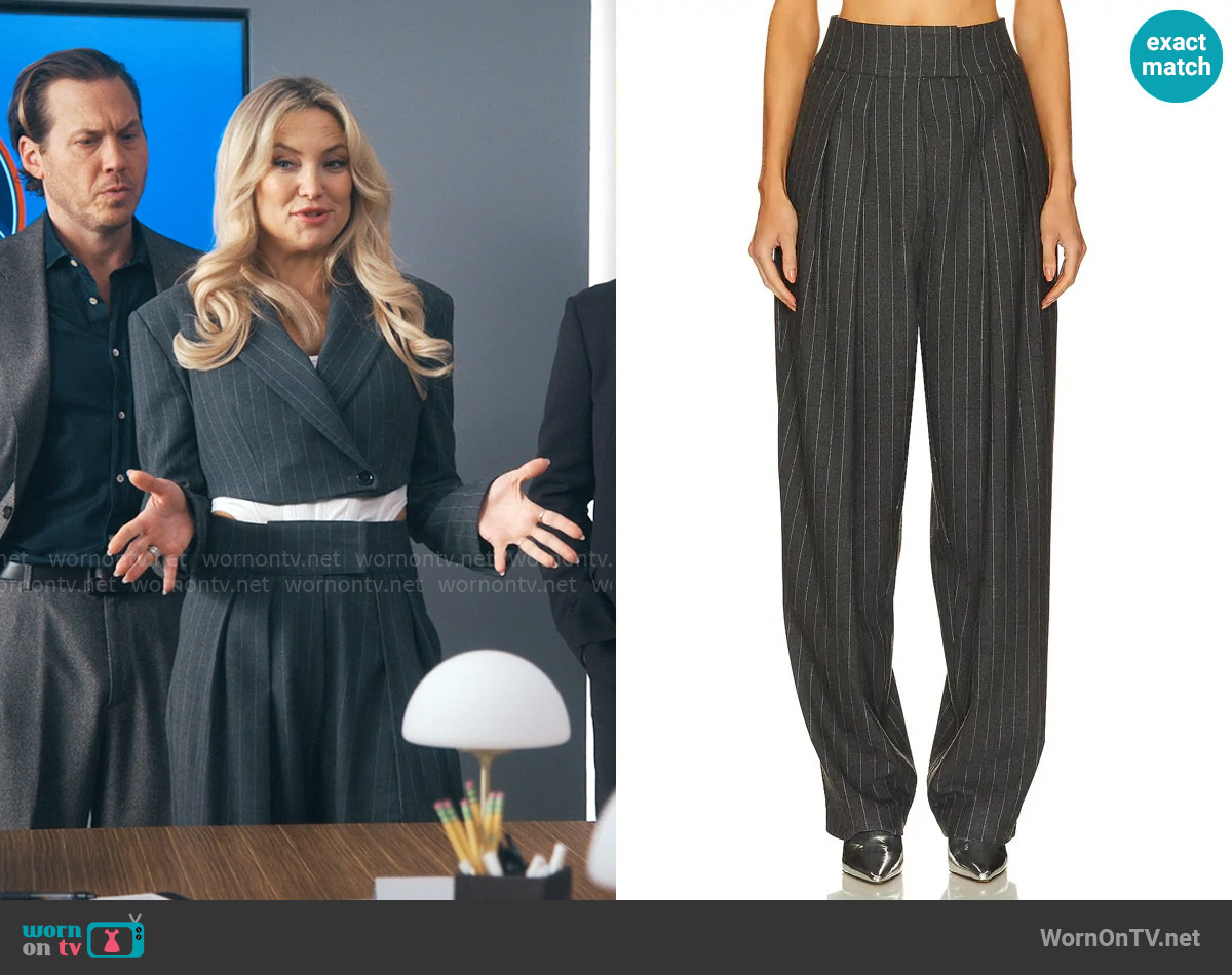 Ronny Kobo Darine Pant in Charcoal worn by Isla Gordon (Kate Hudson) on Running Point
