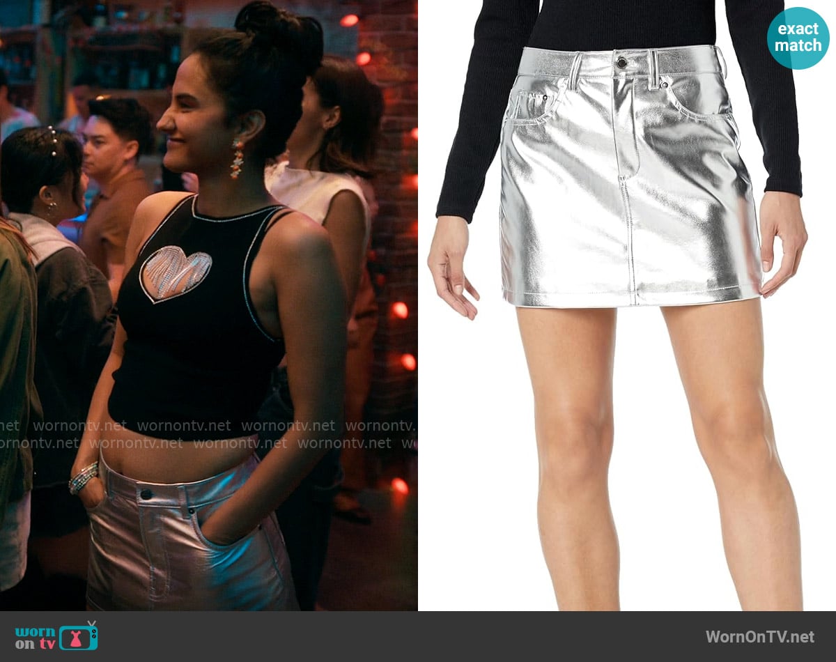 Blank NYC 5 Pocket Mini Skirt in Silver Springs worn by Bela Malhotra (Amrit Kaur) on The Sex Lives of College Girls