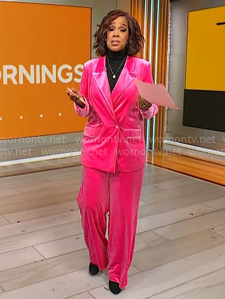 Gayle King’s pink velvet suit on CBS Mornings