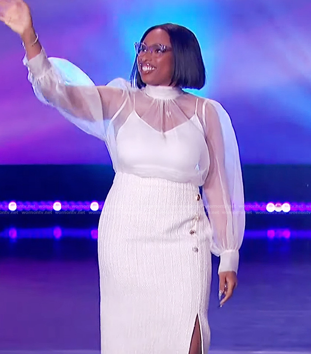 Jennifer’s white tweed button detail skirt on The Jennifer Hudson Show