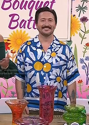 Jove Meyer’s blue floral shirt on Today