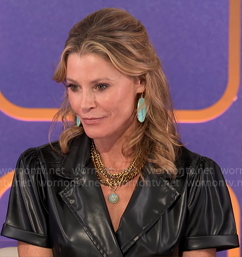 Julie Bowen’s leather dress on Hollywood Squares