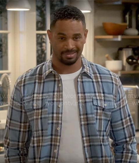Junior’s blue plaid shirt on Poppas House