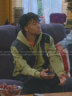 Kelvin’s green and black hoodie on The Upshaws
