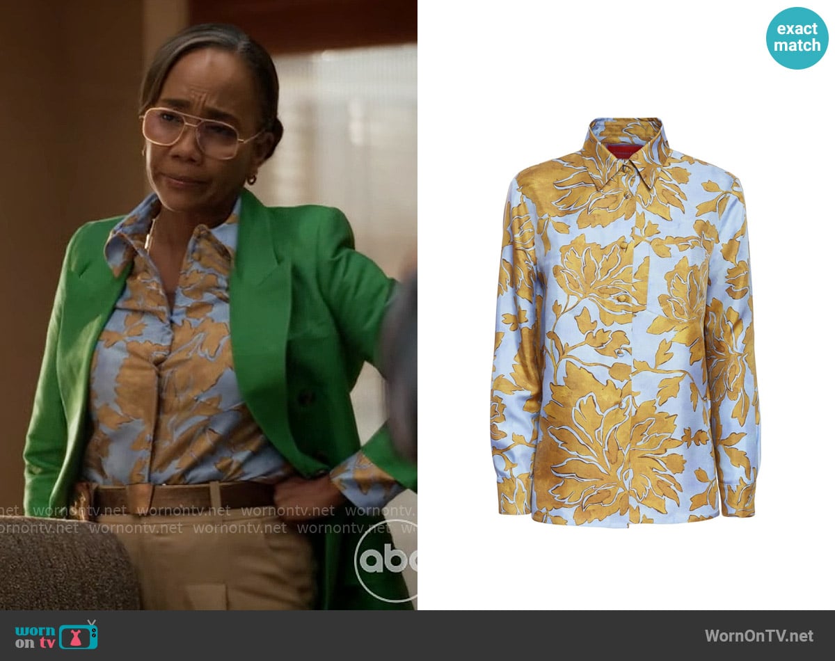 La DoubleJ Boy Shirt in Tangle Light Blue in Silk Twill worn by Amanda Wagner (Sonja Sohn) on Will Trent