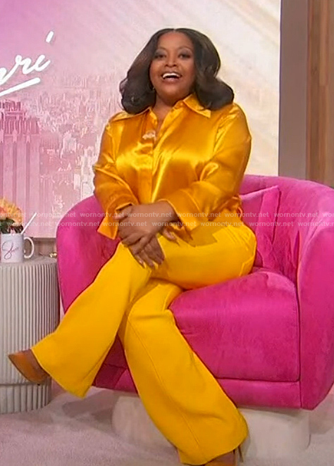 Sherri’s yellow satin blouse on Sherri
