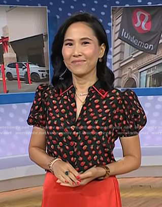 Vicky’s black fruit print puff sleeve top on Today
