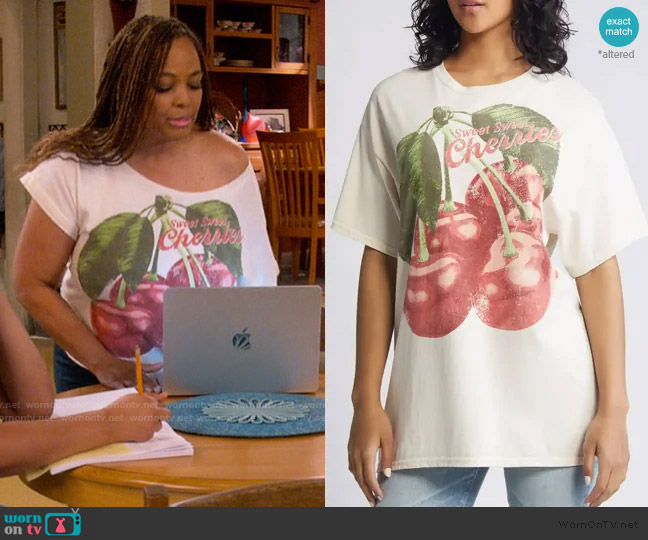 Vinyl Icons Cherries Cotton Graphic T-Shirt worn by Regina Upshaw (Kim Fields) on The Upshaws