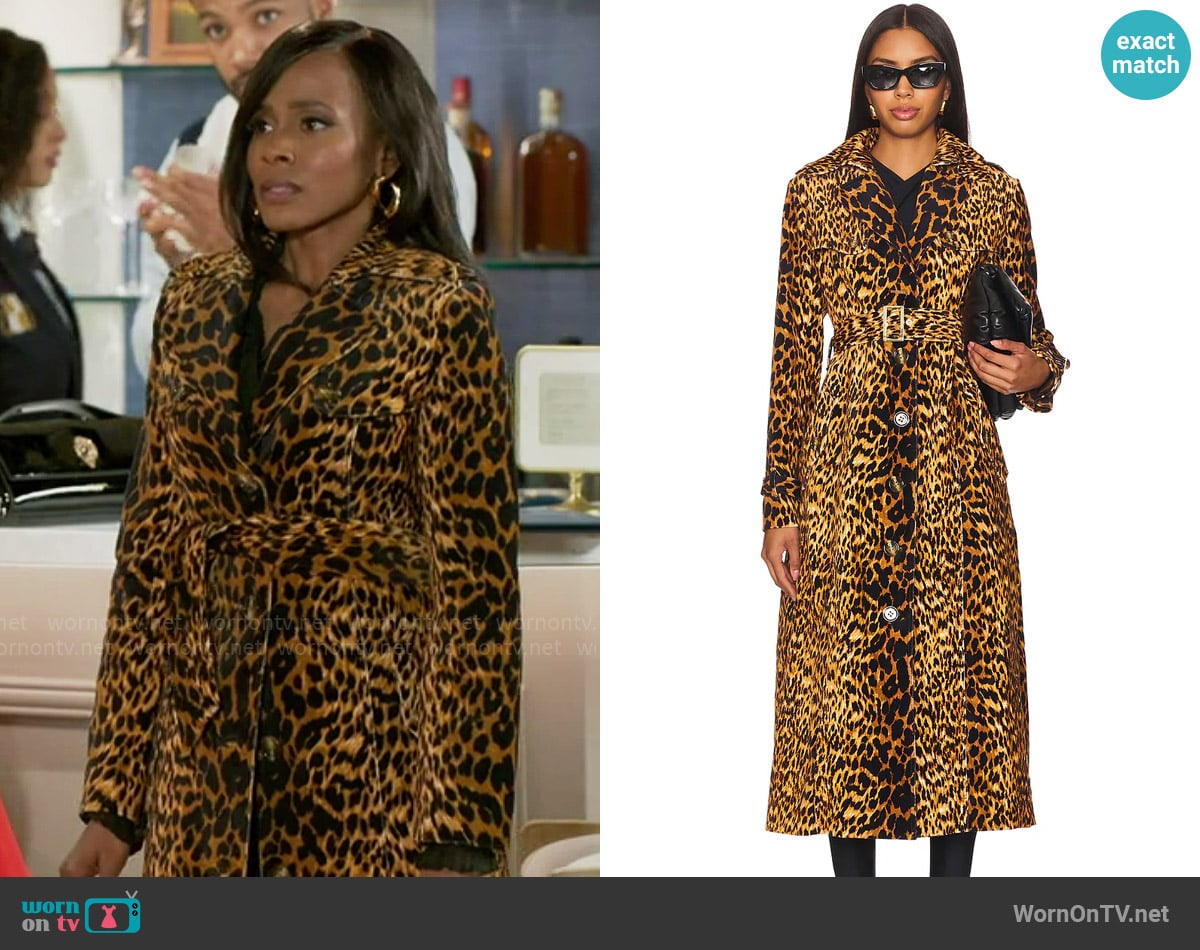 Cara Cara Karlie Trench worn by Hayley Lawson (Marquita Goings) on Beyond the Gates