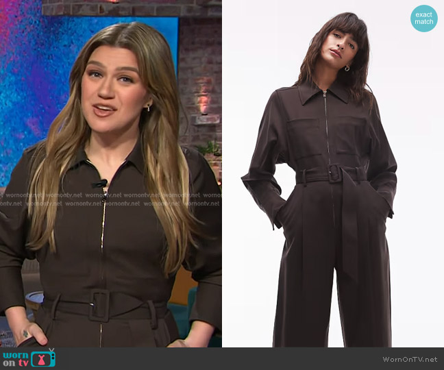 & Other Stories Tailored Jumpsuit in dark brown worn by Kelly Clarkson on The Kelly Clarkson Show