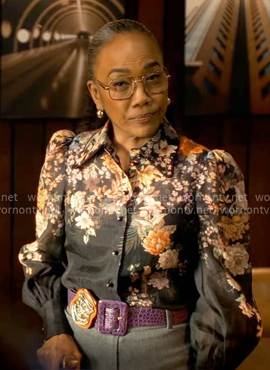 Amanda’s floral button down blouse on Will Trent