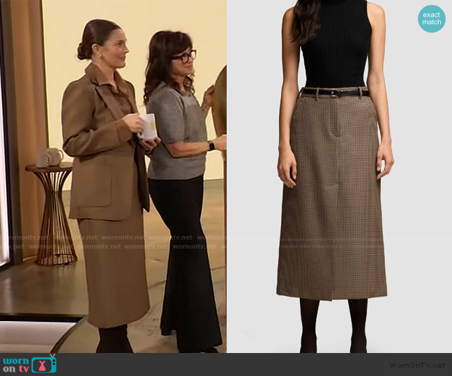 Argent Tailored Skirt worn by Drew Barrymore on The Drew Barrymore Show