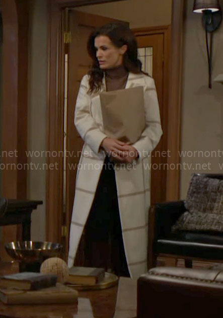 Chelsea’s checked coat on The Young and the Restless