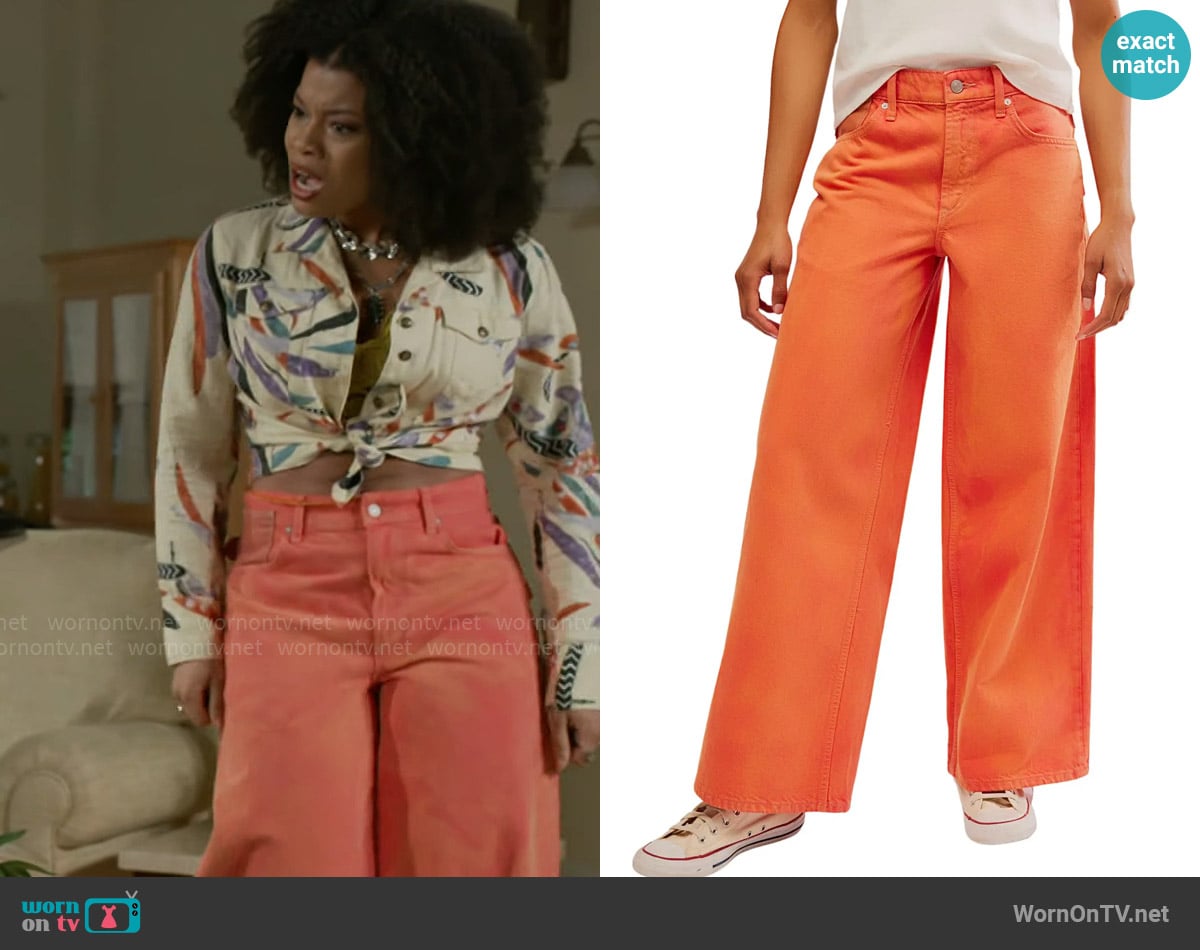 Free People Waterfalls Baggy Jeans in Oklahoma Sun worn by Eva Thomas (Ambyr Michelle) on Beyond the Gates