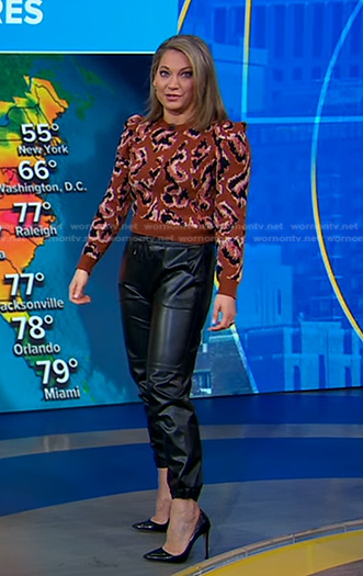 Ginger’s brown print sweater and leather joggers on Good Morning America