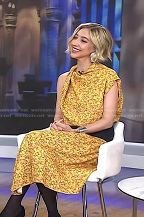 Heidi Gardner’s yellow floral dress on Today