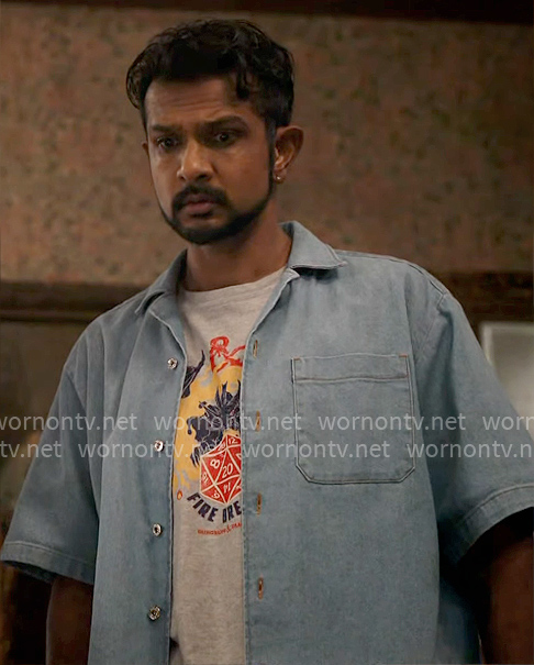 Jay’s Dungeon & Dragons t-shirt on Ghosts