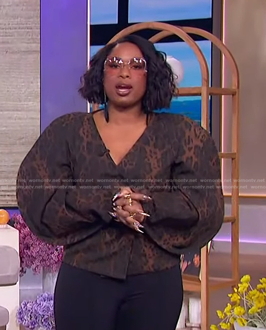 Jennifer’s leopard print belted top on The Jennifer Hudson Show