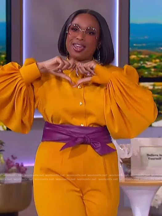 Jennifer’s yellow balloon sleeve blouse and pants on The Jennifer Hudson Show