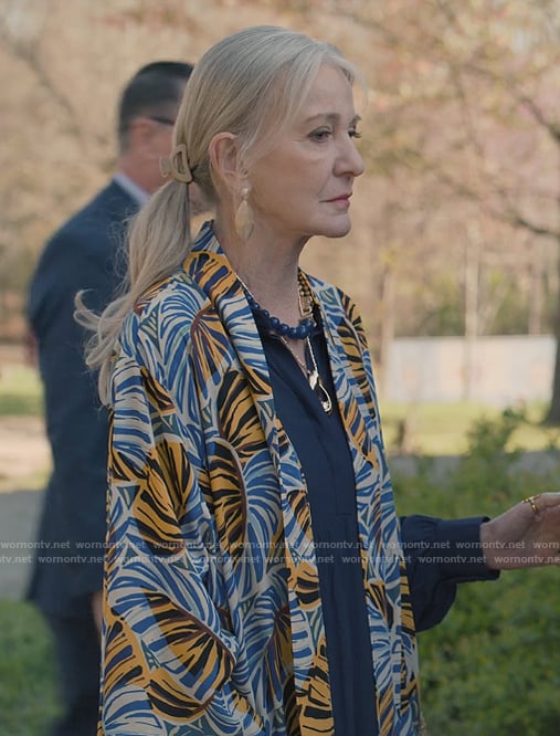 Kathy’s printed kimono on Sweet Magnolias