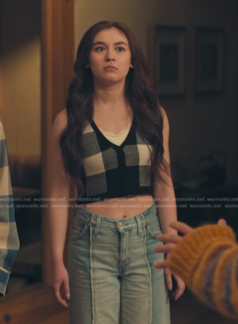 Kitt’s black check vest on XO Kitty
