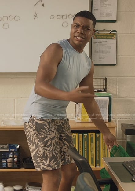 Yasi’s leaf printed shorts on All American