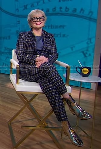 Libba Bray’s navy check blazer and pants on Good Morning America