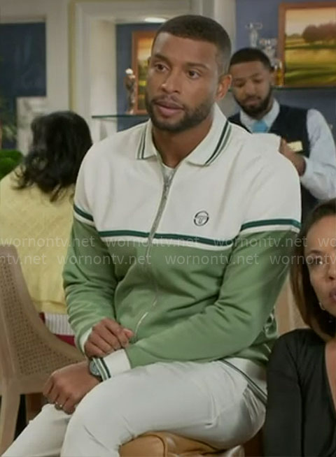 Martin’s green and white jacket on Beyond the Gates