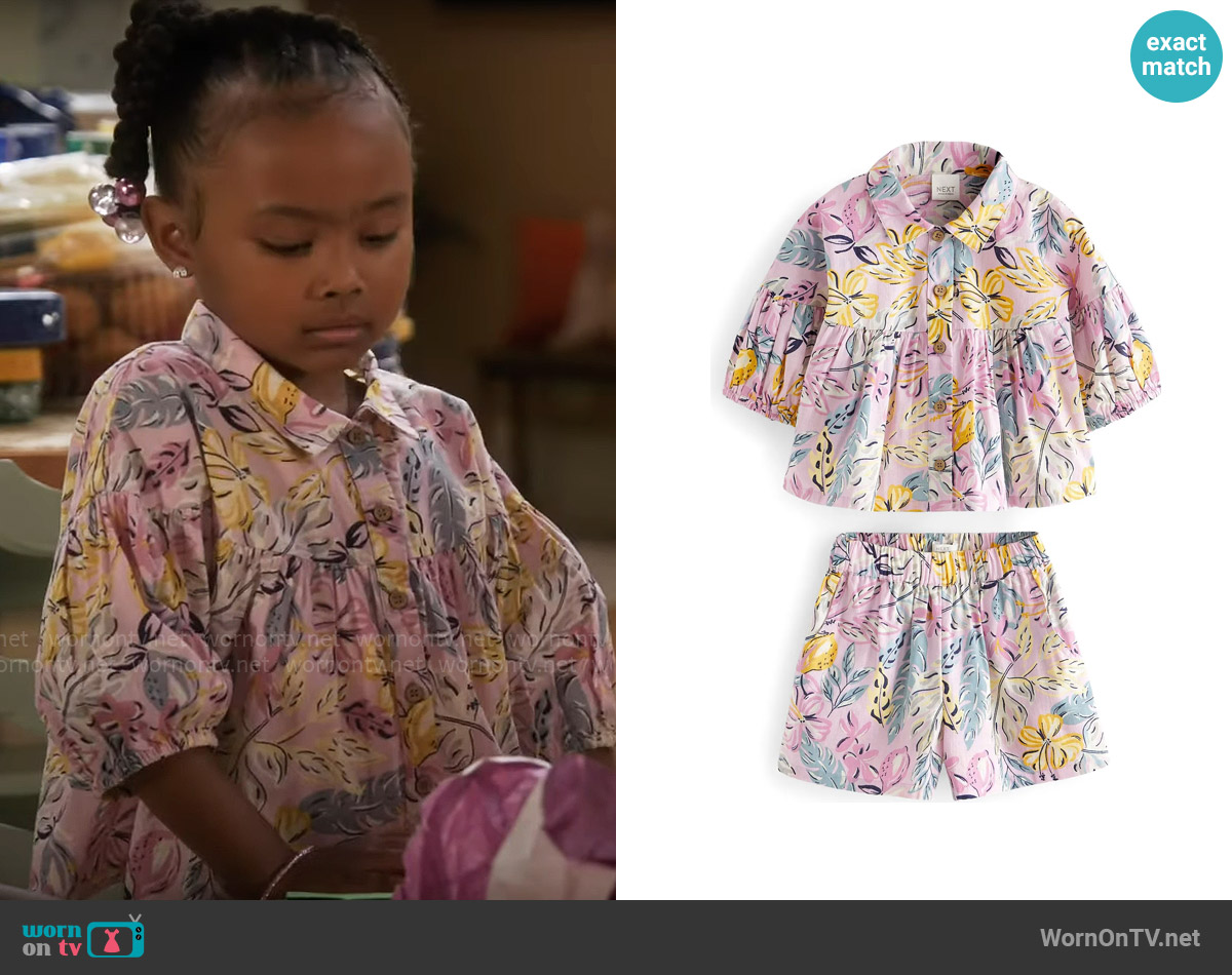Next Banana Palm Print Cotton Top & Shorts Set worn by Maya (River Blossom) on Poppas House