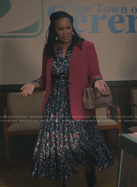 Peggy’s floral print dress on Sweet Magnolias