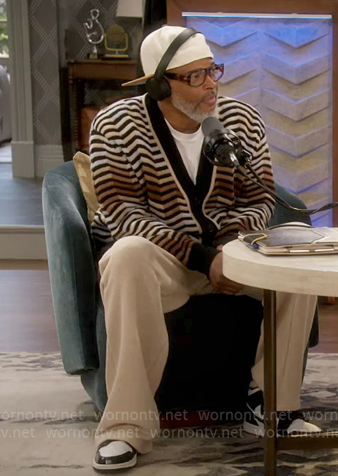 Poppa’s zig zag print sweater on Poppas House