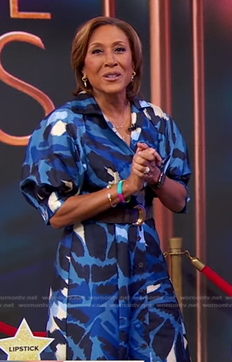 Robin’s blue abstract print dress on Good Morning America