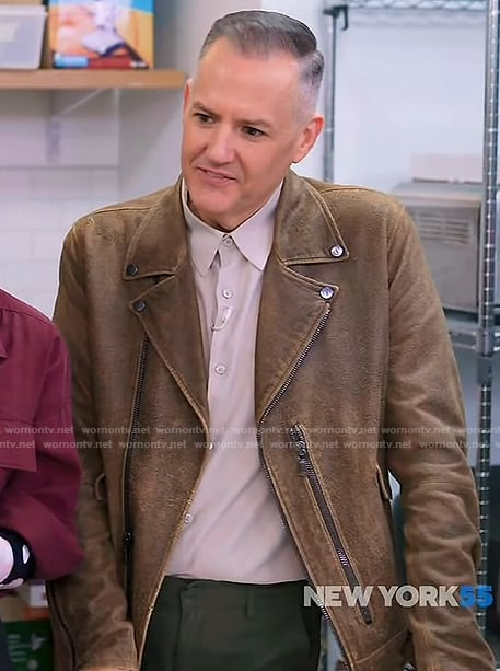 Ross’s leather moto jacket on The Drew Barrymore Show