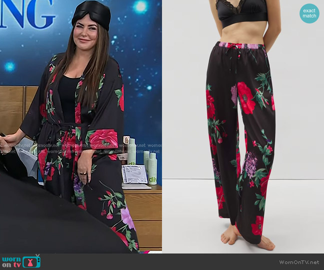 Soma Printed Pajama Pants in Rhapsody Flora G Black worn by Bobbie Thomas on Today