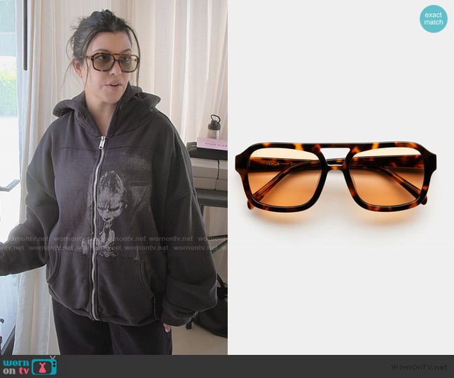 Vehla Dixie Sunglasses worn by Kourtney Kardashian (Kourtney Kardashian) on The Kardashians