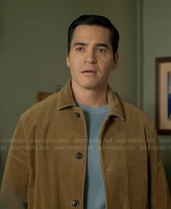 Will’s corduroy jacket on Will Trent