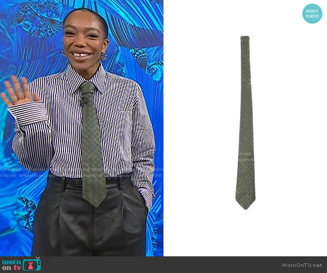 Bottega Veneta Double-Faced-Weave Leather Tie in Shrub worn by Naomi Ackie on Today