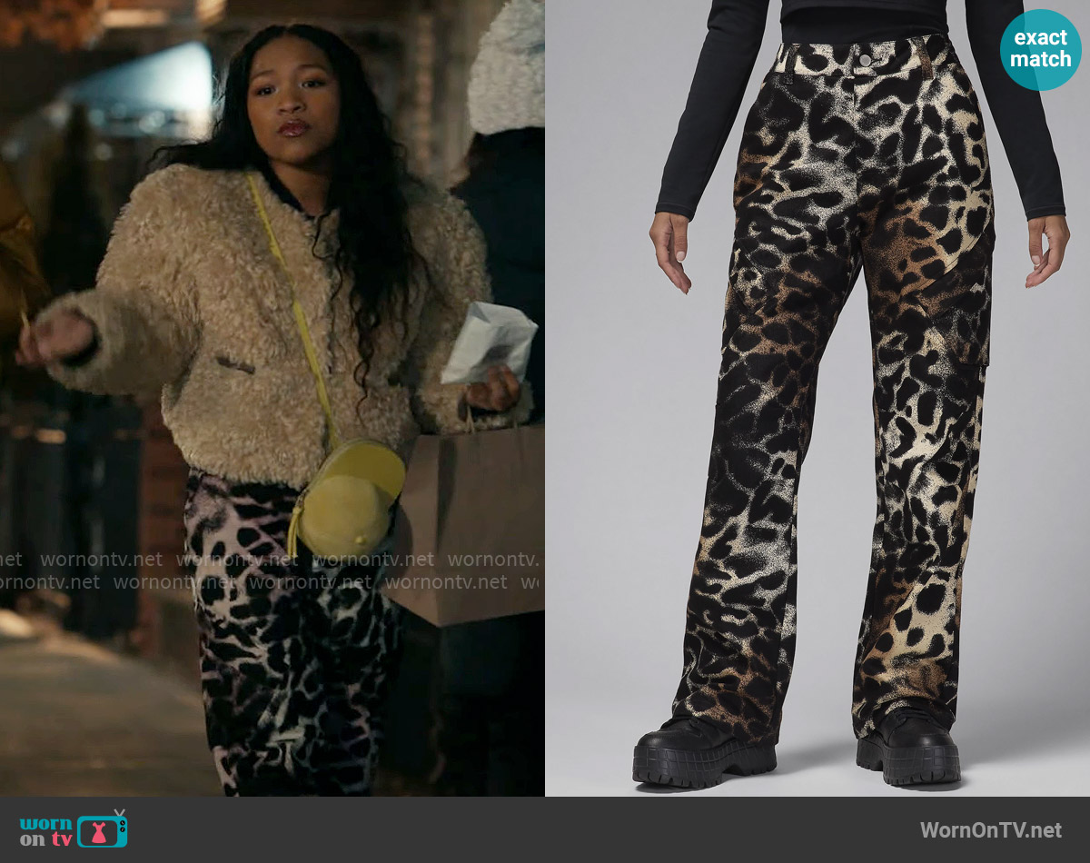 Jordan Chicago Printed Pants worn by Delilah (Laya DeLeon Hayes) on The Equalizer
