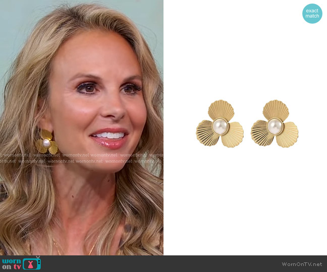 Liv Bella Vita Magnolia Pearl Shell Flower Earrings worn by Elisabeth Hasselbeck on Good Morning America