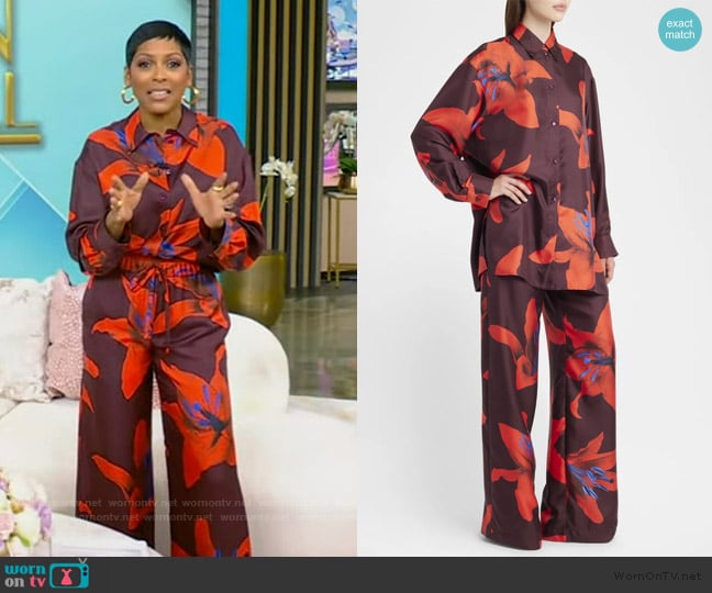 McQueen Flame Lily Silk Oversized Button-Front Shirt worn by Tamron Hall on Tamron Hall Show