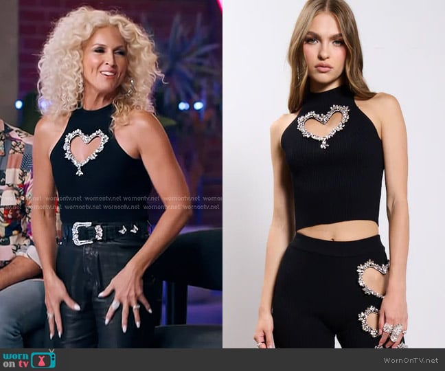 Heart Embellished Mock Neck Tank worn by Kimberly Schlapman on The Voice