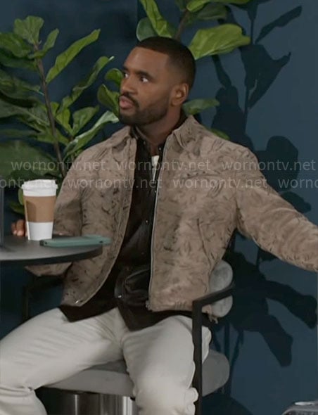 Andre’s beige printed jacket on Beyond the Gates