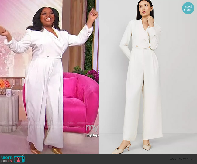 Ann Taylor Lapel Jumpsuit worn by Sherri Shepherd on Sherri