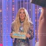 Carrie’s floral sequin embellished top and skirt on American Idol