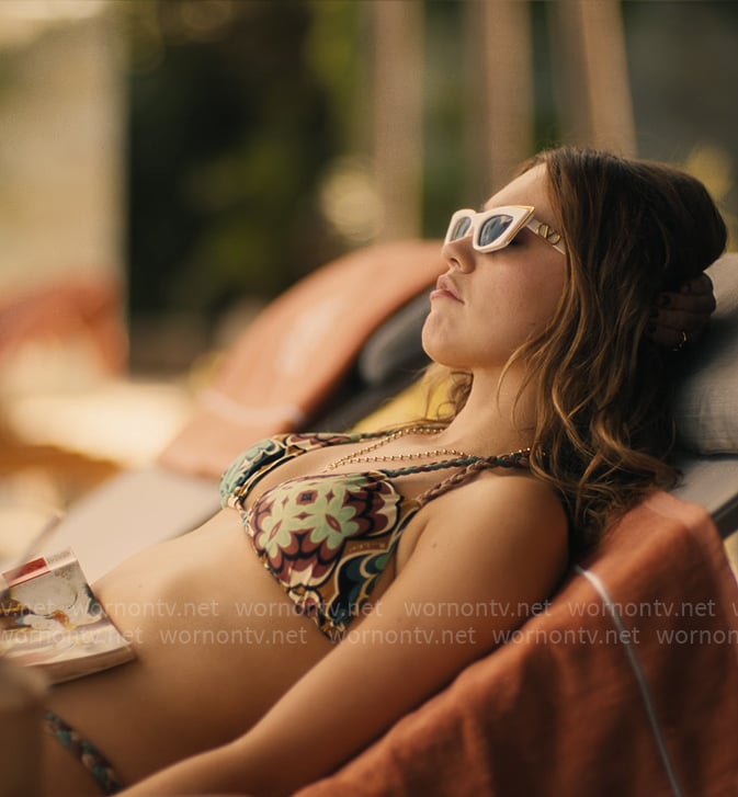 Chelsea’s kaleidoscope print bikini on The White Lotus